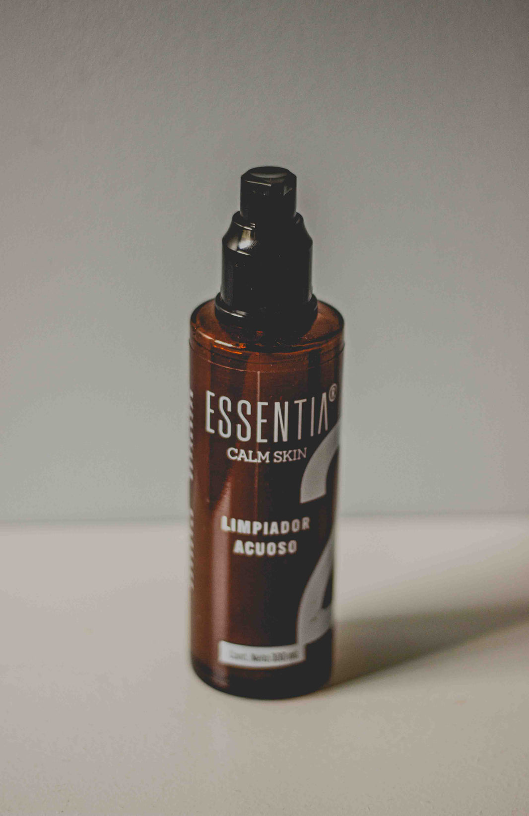image Limpiador Acuoso CALM Skin — Essentia